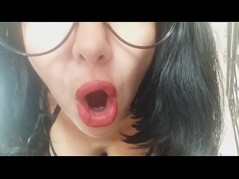 ❤️ Għasel, il-mammma tiegħek mhux se tħallik tmur l-iskola llum... Għandi bżonnek wisq... ❌ Video tal-ħakk fil-porn mt.vegasservice.ru ❌️❤