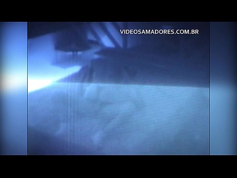 ❤️ Ir-raġel jiffilmja lill-mara tal-ġar u jsib li hu cuckold ❌ Video tal-ħakk fil-porn mt.vegasservice.ru ❌️❤
